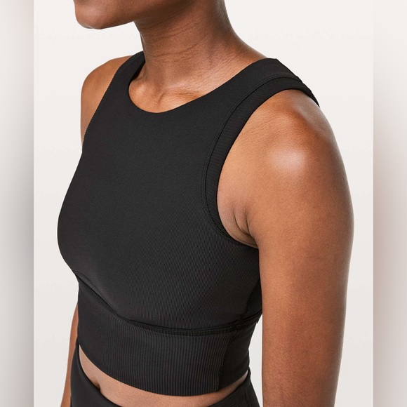 Lululemon Kick Serve Bra Size 4 - Picture 8 of 10